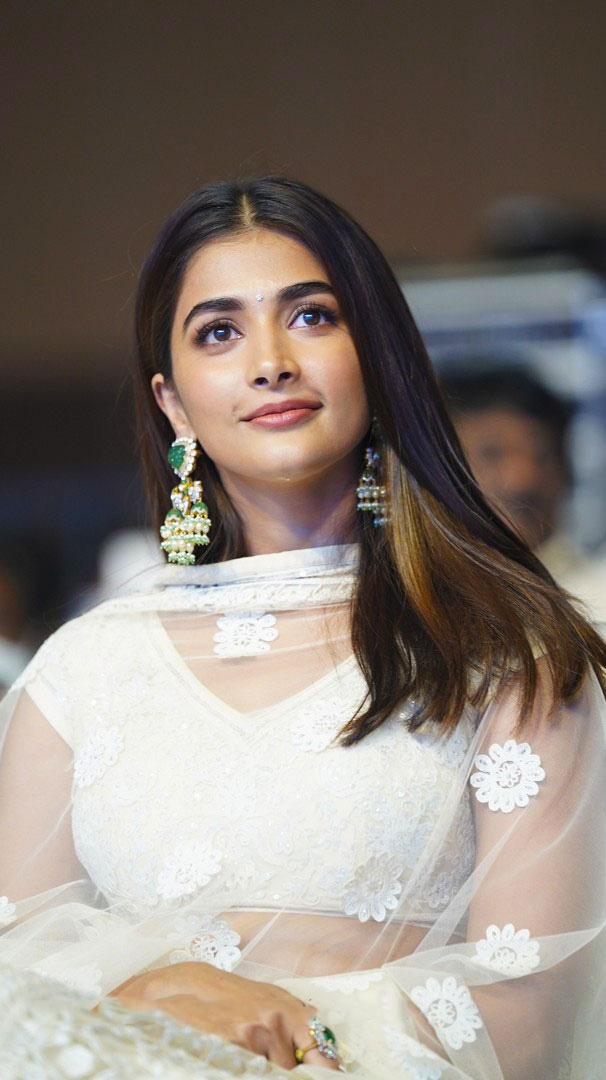 Pooja Hegde in White Salwar from Most Eligible Bachelor Event Pooja-hegde-most-eligible-bachelor-1