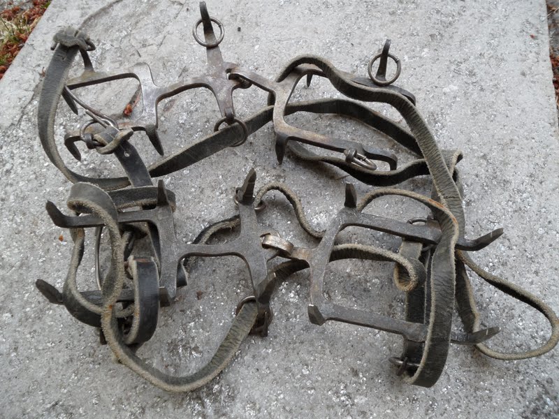 Four Bees Ralling Fulp. Austrian Crampons, 10th Mountain Division WW2