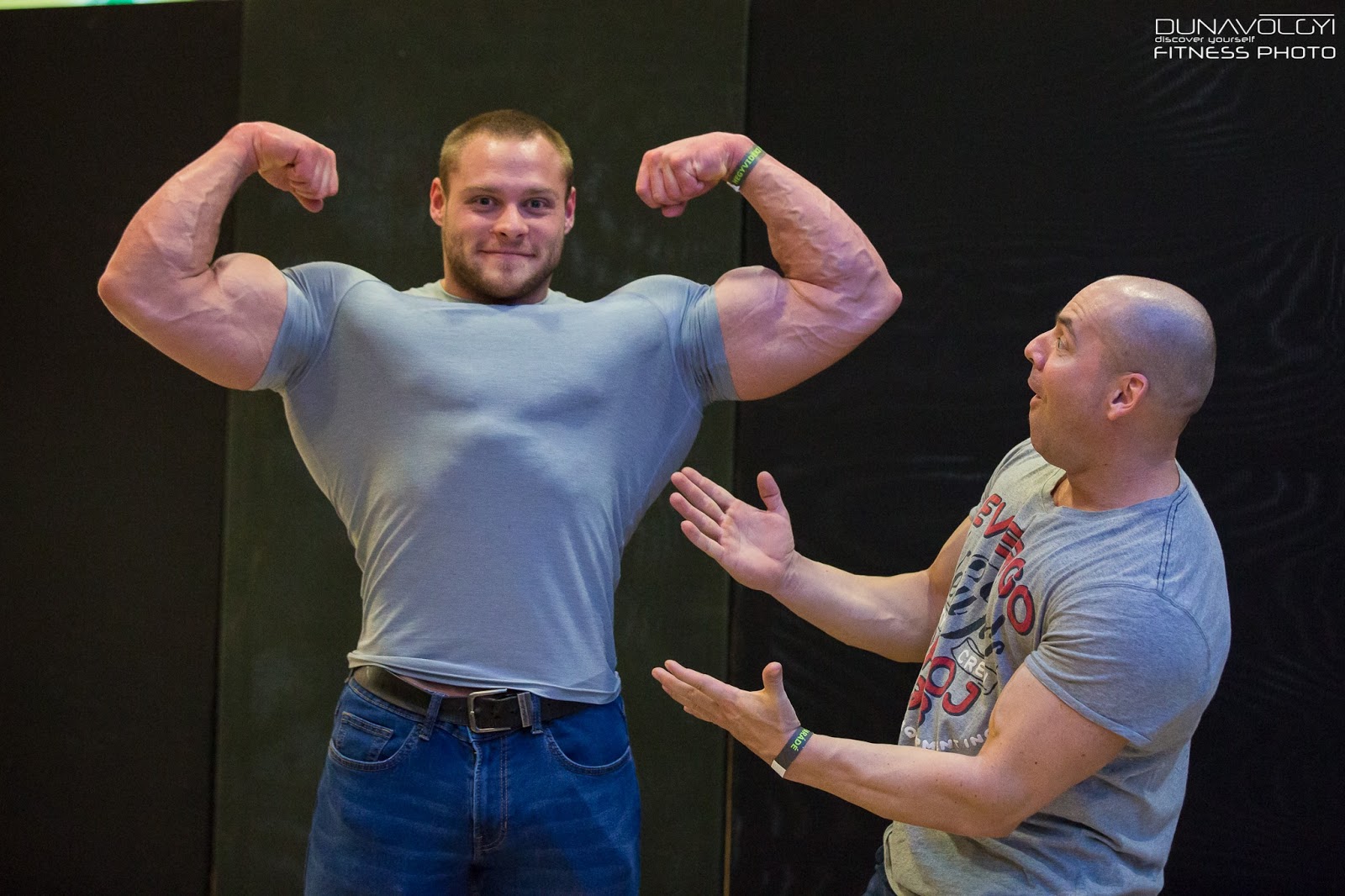 Muscle Lover Biceps & Biceps (3)