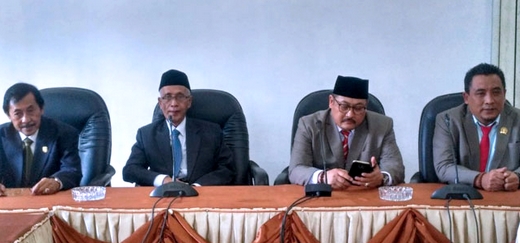 Tanpa Bupati Amin, DPRD Bondowoso Sahkan Salwa-Irwan Sebagai Bupati dan Wabup Terpilih 