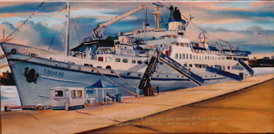 Plein air oil painting of the 'Doulos' -last cruise ship to dock at East darling Harbour Wharves painted by marine artist Jane Bennett