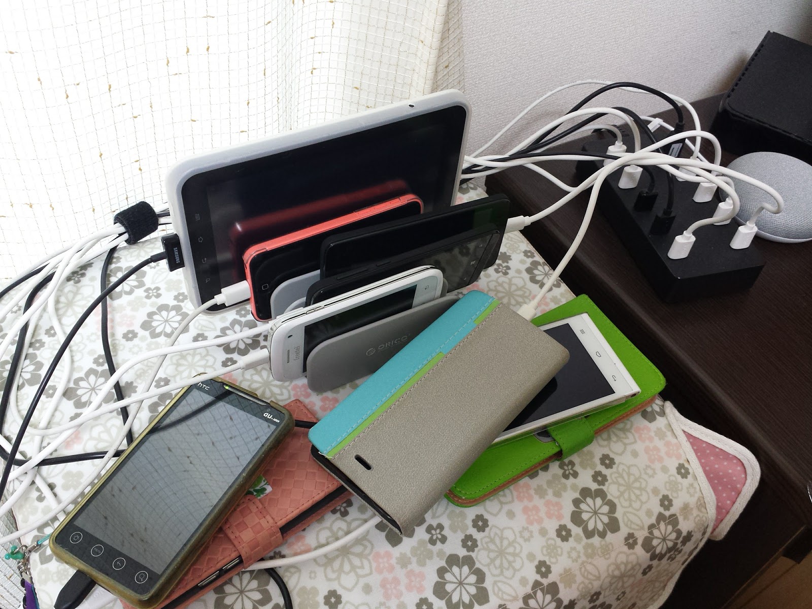 ごちゃごちゃすぎる充電環境