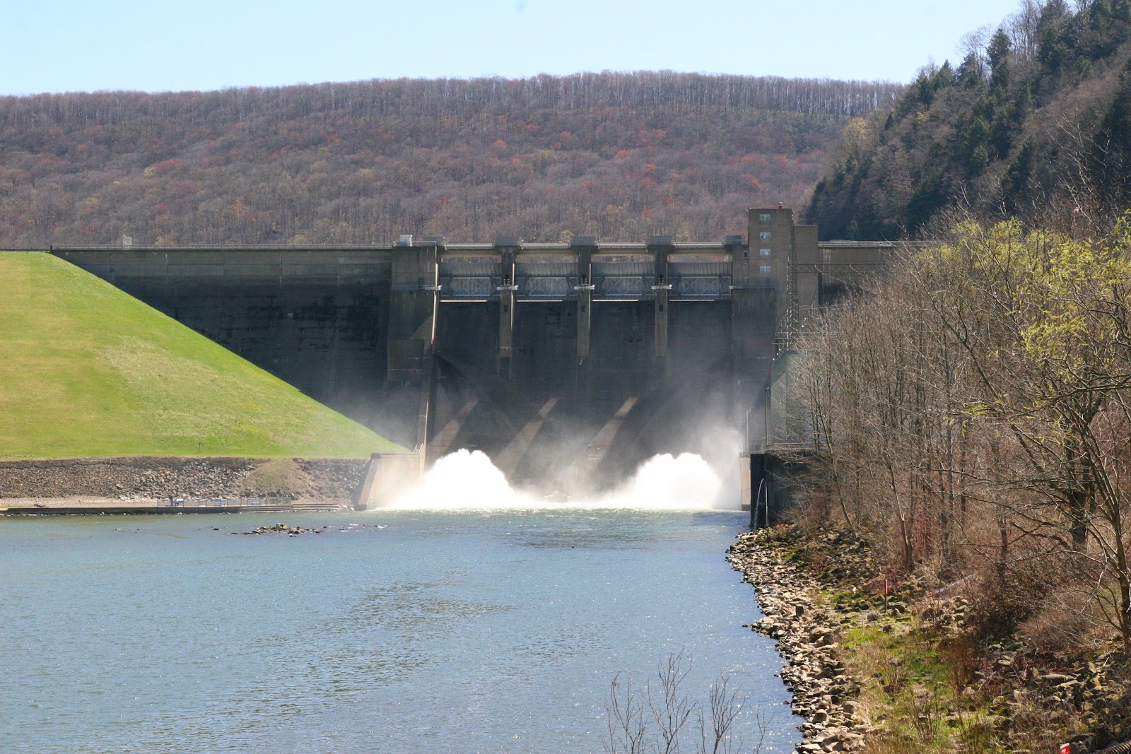 Oh Boy! A Trip to Kinzua Dam and Jake's Rocks