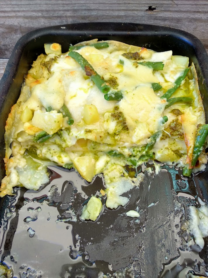 acqua e farinasississima lasagne con pesto, fagiolini e patate