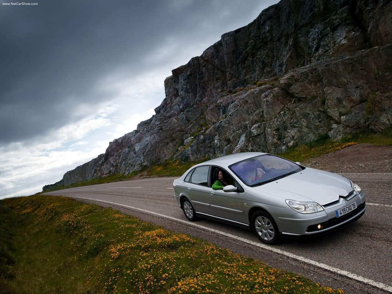 https://1.bp.blogspot.com/-qnyXOg6qKpo/TXEde6rOd8I/AAAAAAAAL_4/lesiTHjflJ0/s1600/Citroen-C5_2005_1280x960_wallpaper_02.jpg