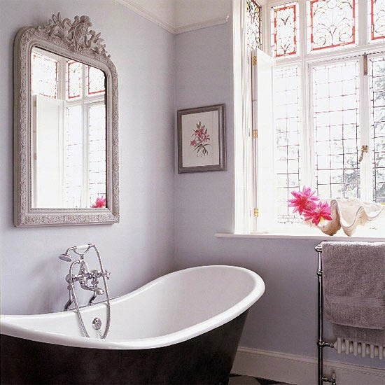 Purple Color in Bathroom