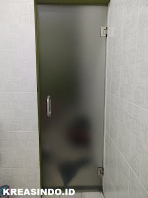 Harga Kaca Pintu Kaca Frameless, Kaca Cermin dan Partisi Kaca Kamar Mandi Tempered Harga Kaca Pintu Kaca Frameless, Kaca Cermin dan Partisi Kaca Kamar Mandi Tempered