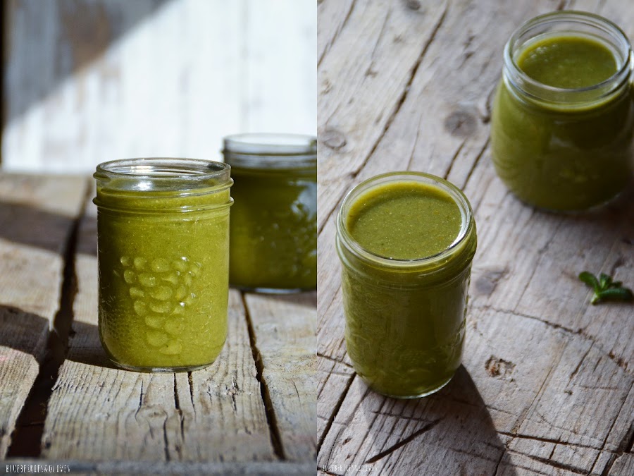 SMOOTHIE DETOX DE UVA, MANDARINA Y TÉ MATCHA 