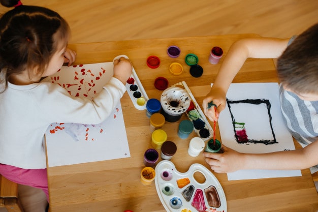 Como ensinar cores na Educação Infantil?
