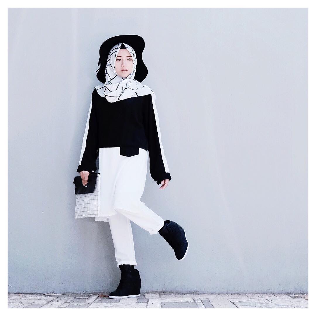 Gaya Hijabers Kekinian Untuk Remaja Wanita