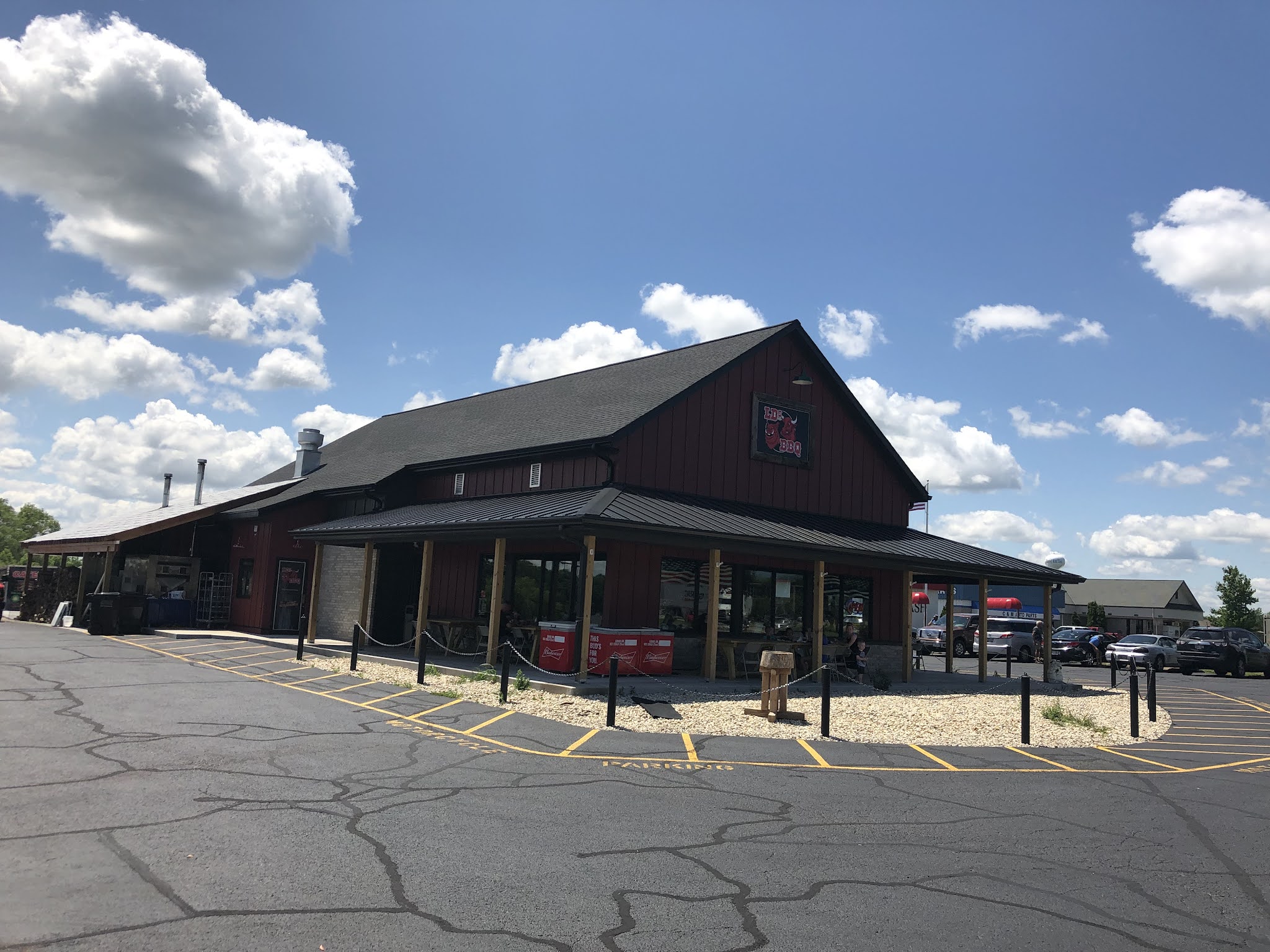 Travels of a Commoner A brief return to LD’s BBQ, East Troy, Wis.