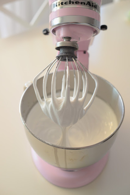 Kessy&amp;#39;s Pink Sugar: Fruchtige Baiser Mini Törtchen