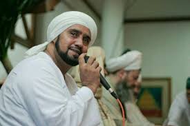 LIRIK SHOLAWAT TURI PUTIH - LIRIK SHOLAWAT HADROH