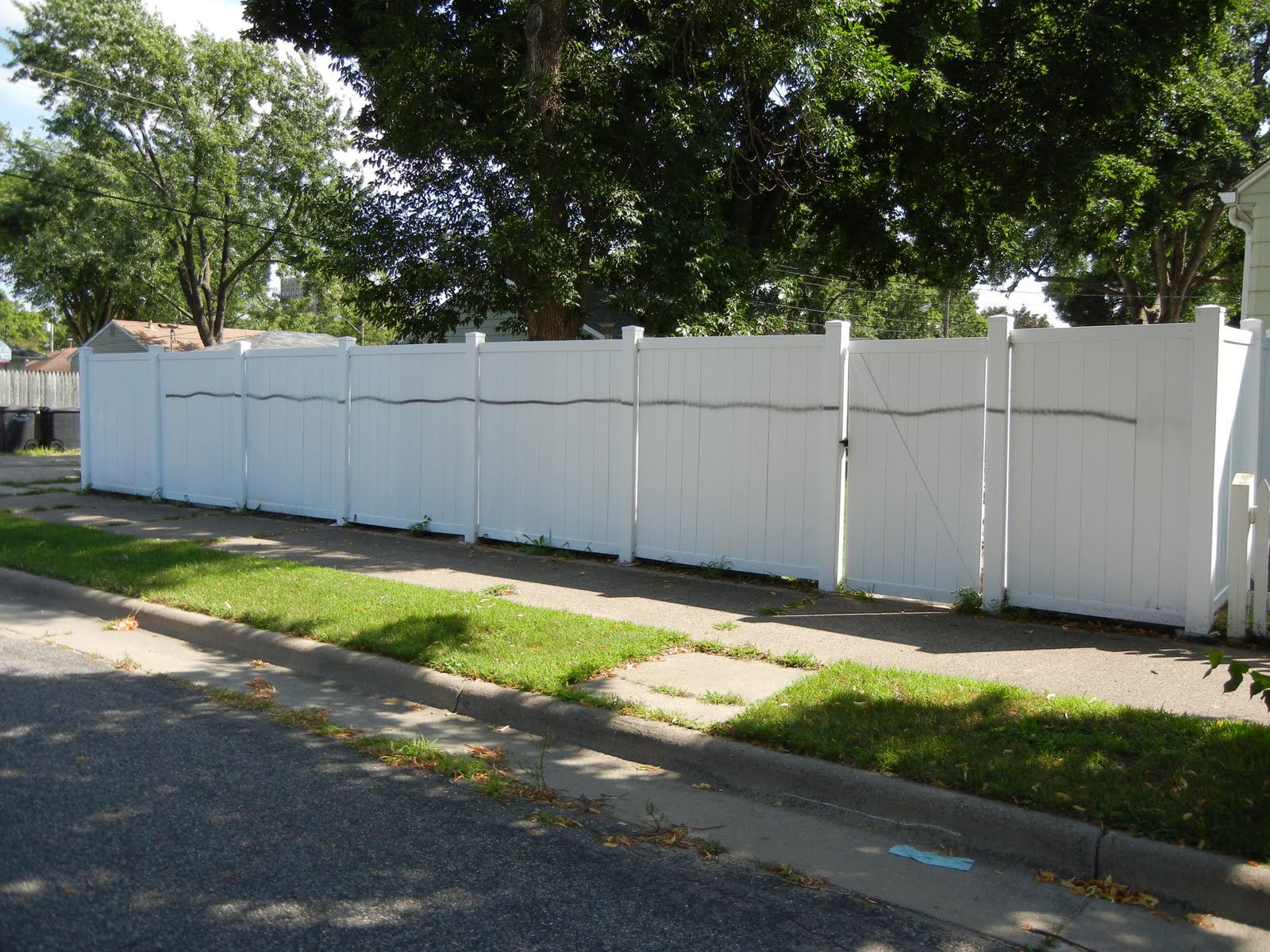 Fairytale Frosting How to Clean Graffiti From PVC/Plastic Fence