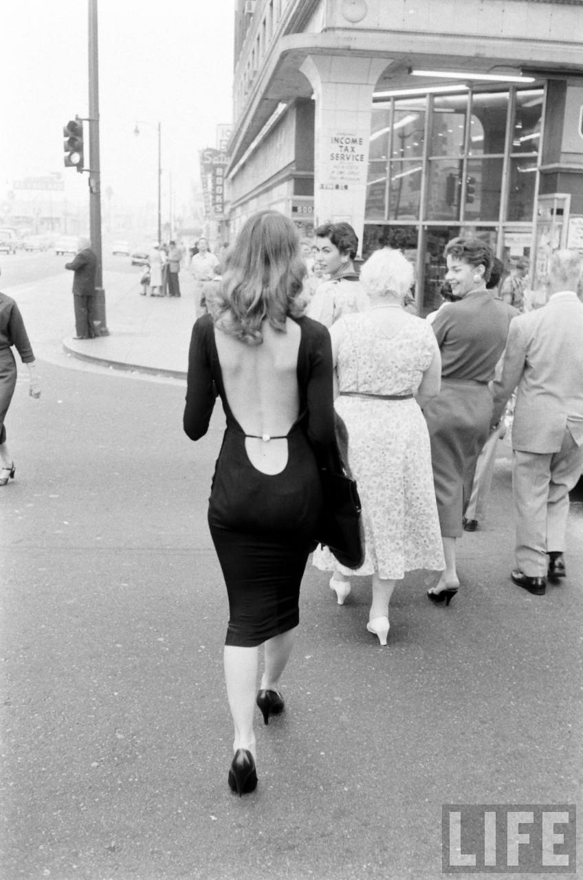 Vikki Dougan The Provocative Model Who Was Once Known As “the Back” Of Hollywood 1950s 1960s