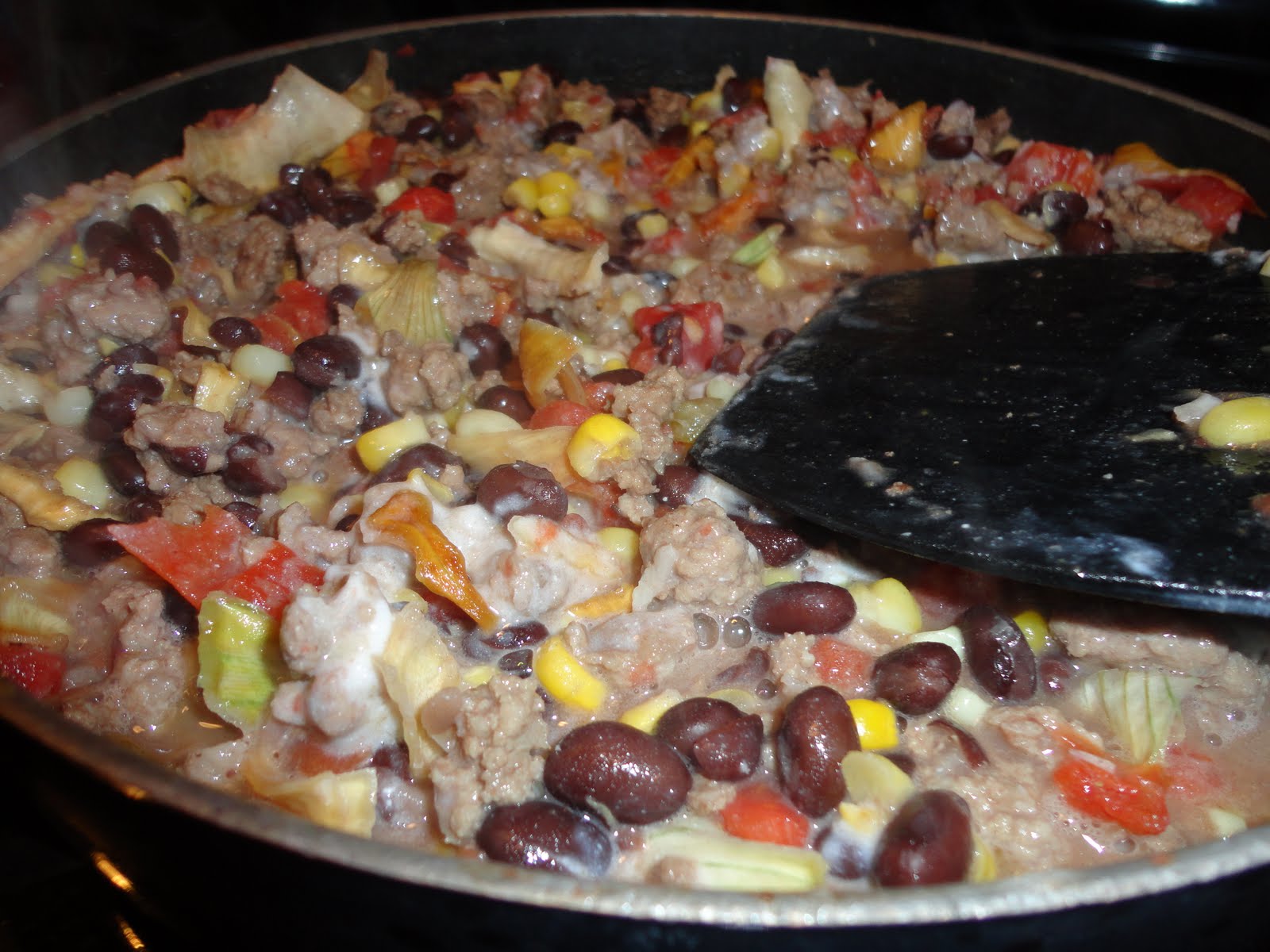 Never trust a skinny cook.... Stovetop chili mac