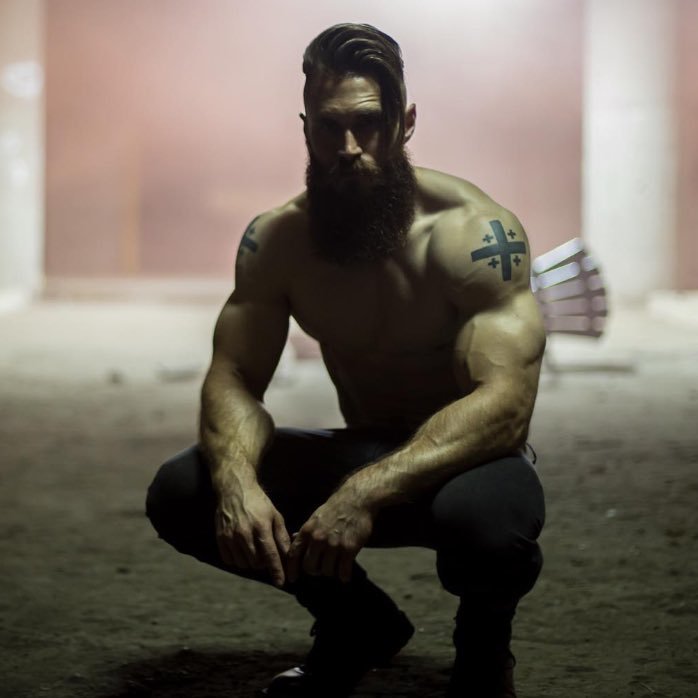 hot-bearded-guys-mysterious-tattoo-hunks-big-biceps