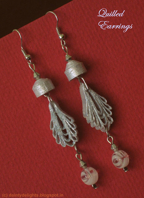 quilled white-silver earrings