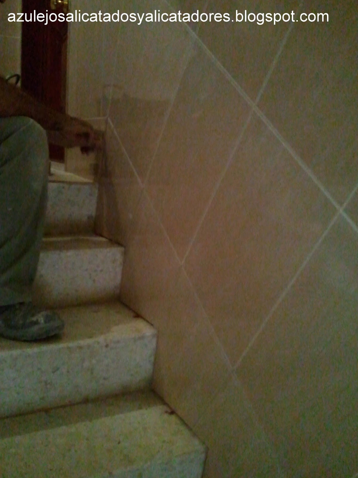 AZULEJOS, ALICATADOS Y ALICATADORES.: REHABILITACIÓN DEL ALICATADO DE