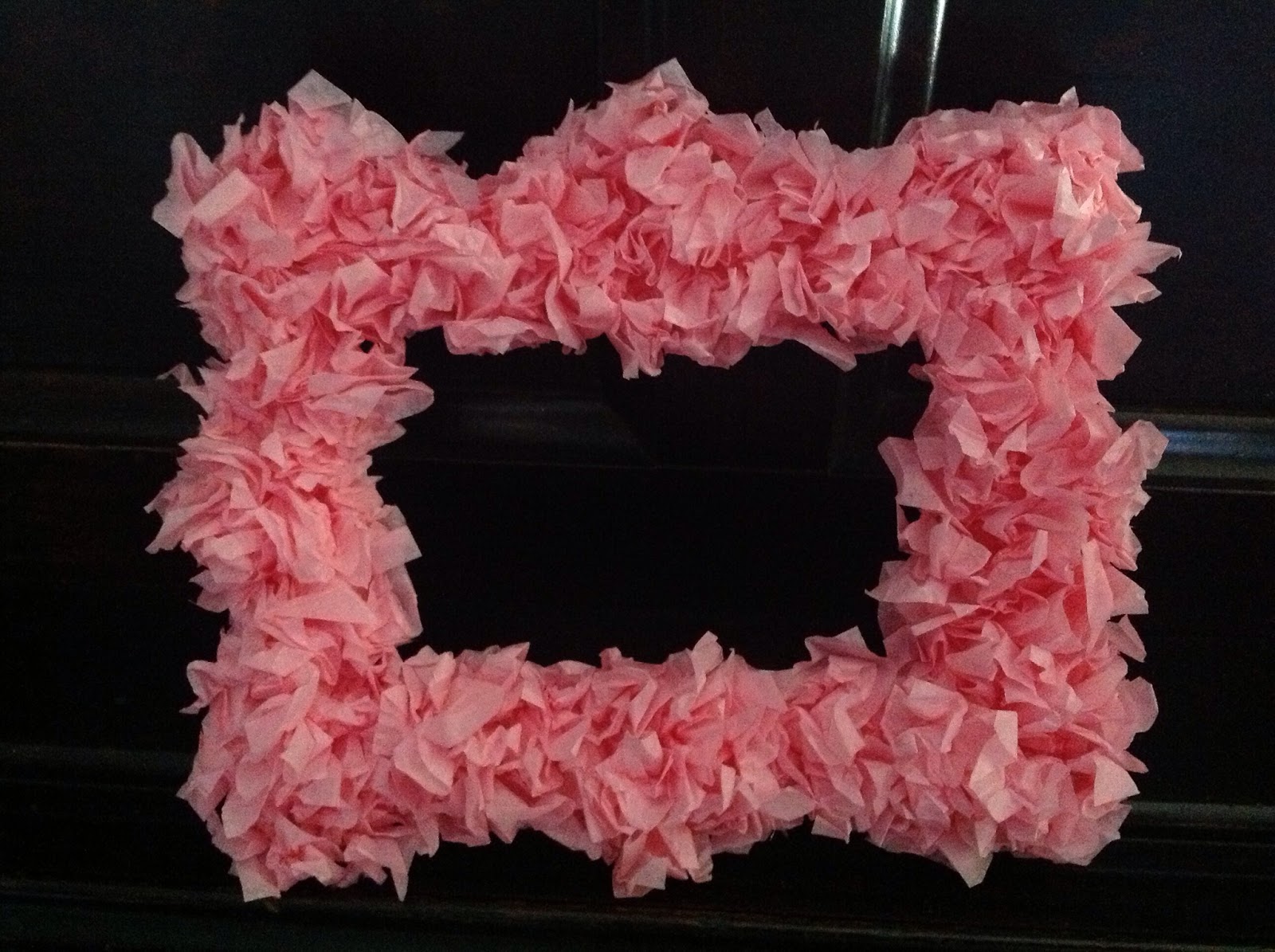 DIY Tissue Paper Ruffles Photo Frame
