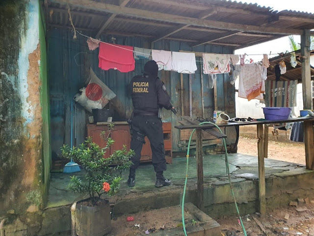 PF desarticula organização criminosa voltada para o tráfico de drogas e fabricação de cédulas falsas