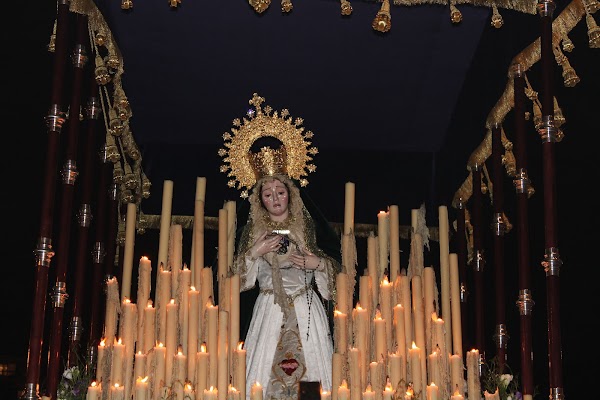 Horario e Itinerario Salida Procesional Esperanza y Refugio (Miraflores). Málaga 06 de Abril del 2019 Horario e Itinerario Salida Procesional Esperanza y Refugio (Miraflores). Málaga 06 de Abril del 2019