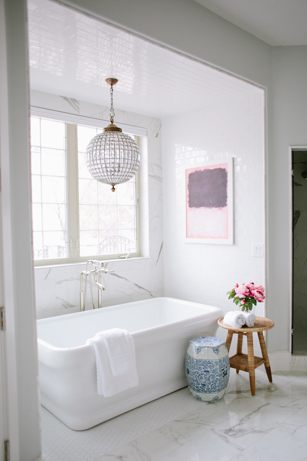 The Riverside House - Master Bathroom