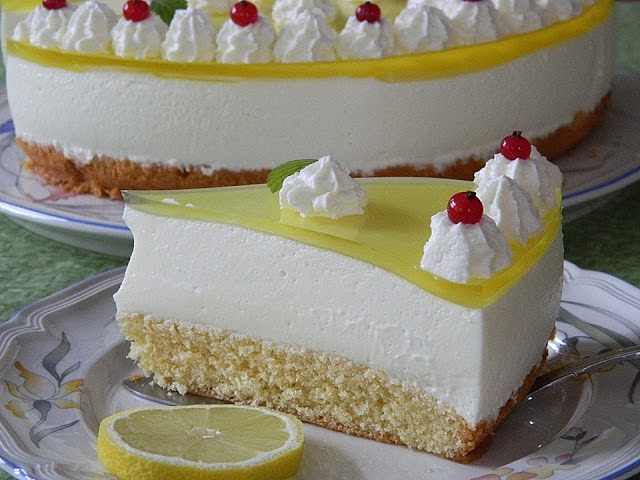 Kuche Guten Appetit: Einfache Zitronen - Joghurt - Torte