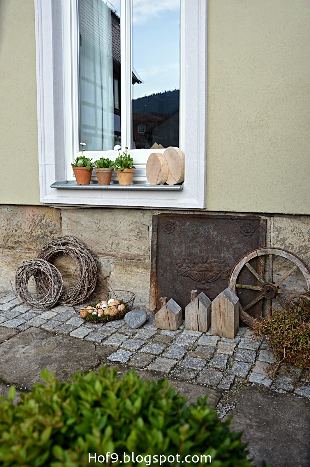 Hof 9: Ostern steht vor der Tür und ein Eier DIY