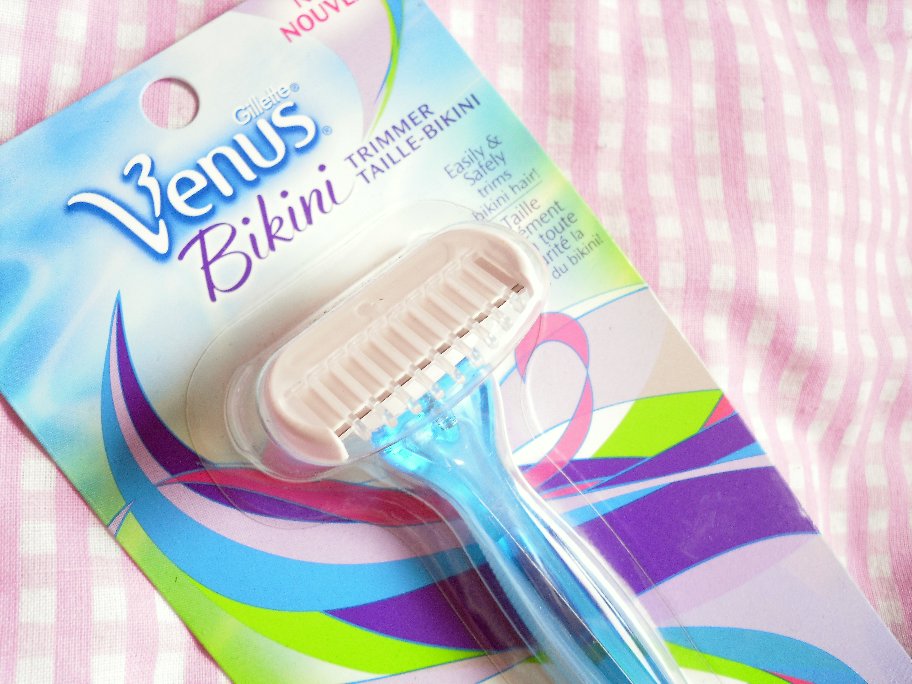 We Try It: Venus Bikini Trimmer. venus disposable bikini trimmer. 