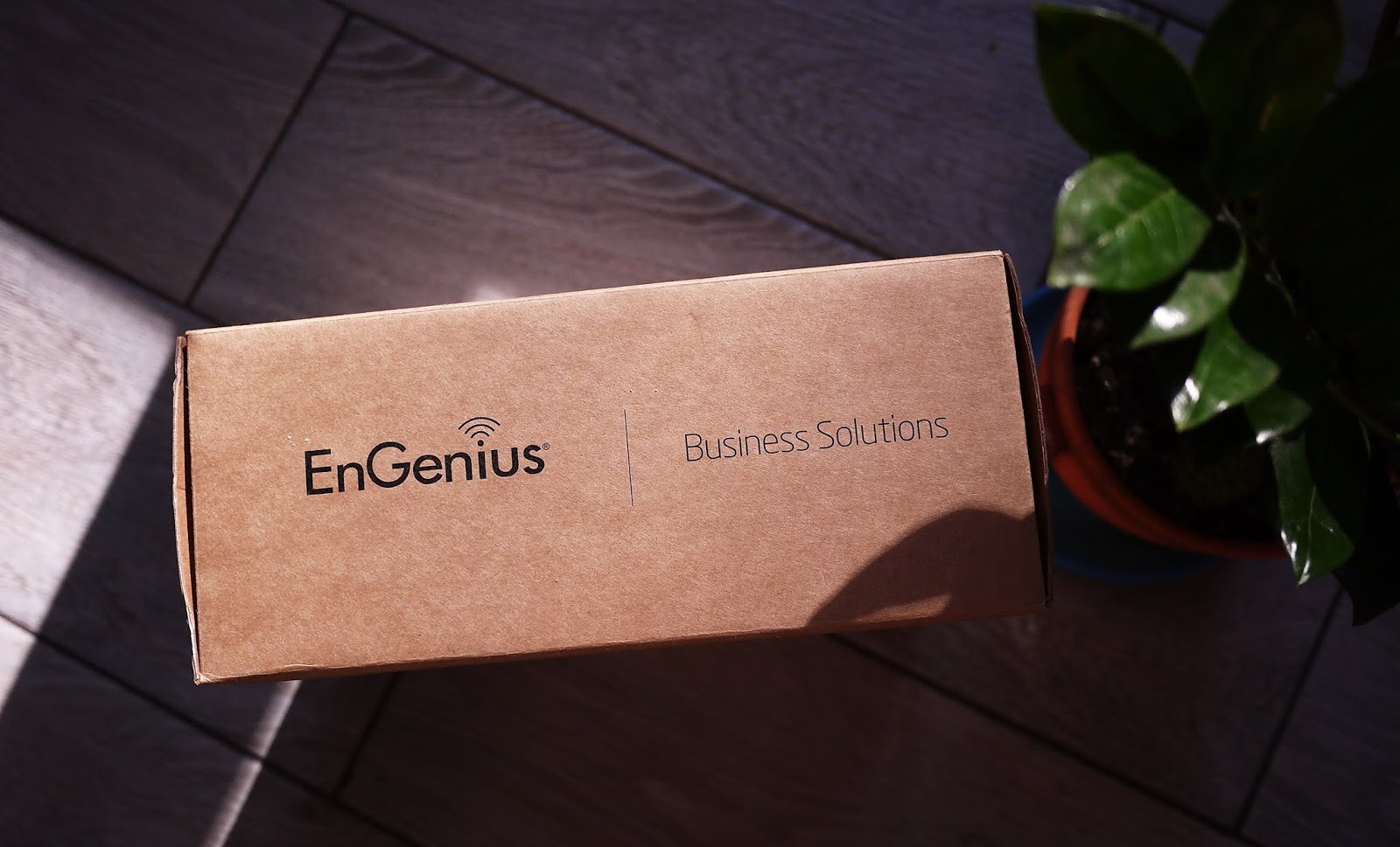 EnGenius EWS385AP | Беспроводная точка доступа со скоростью до 2.2 Gbps 
