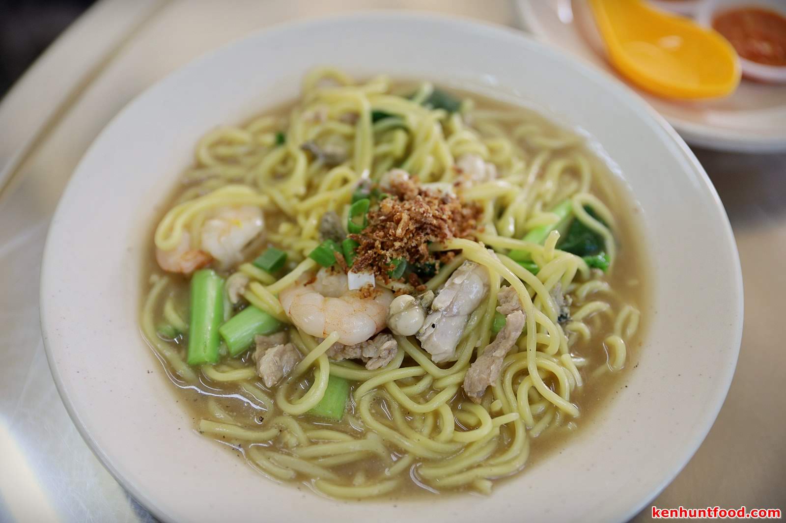KEN HUNTS FOOD Sun Kee Oyster Mee 汕记蚝面 C.Y. Choy, Penang.