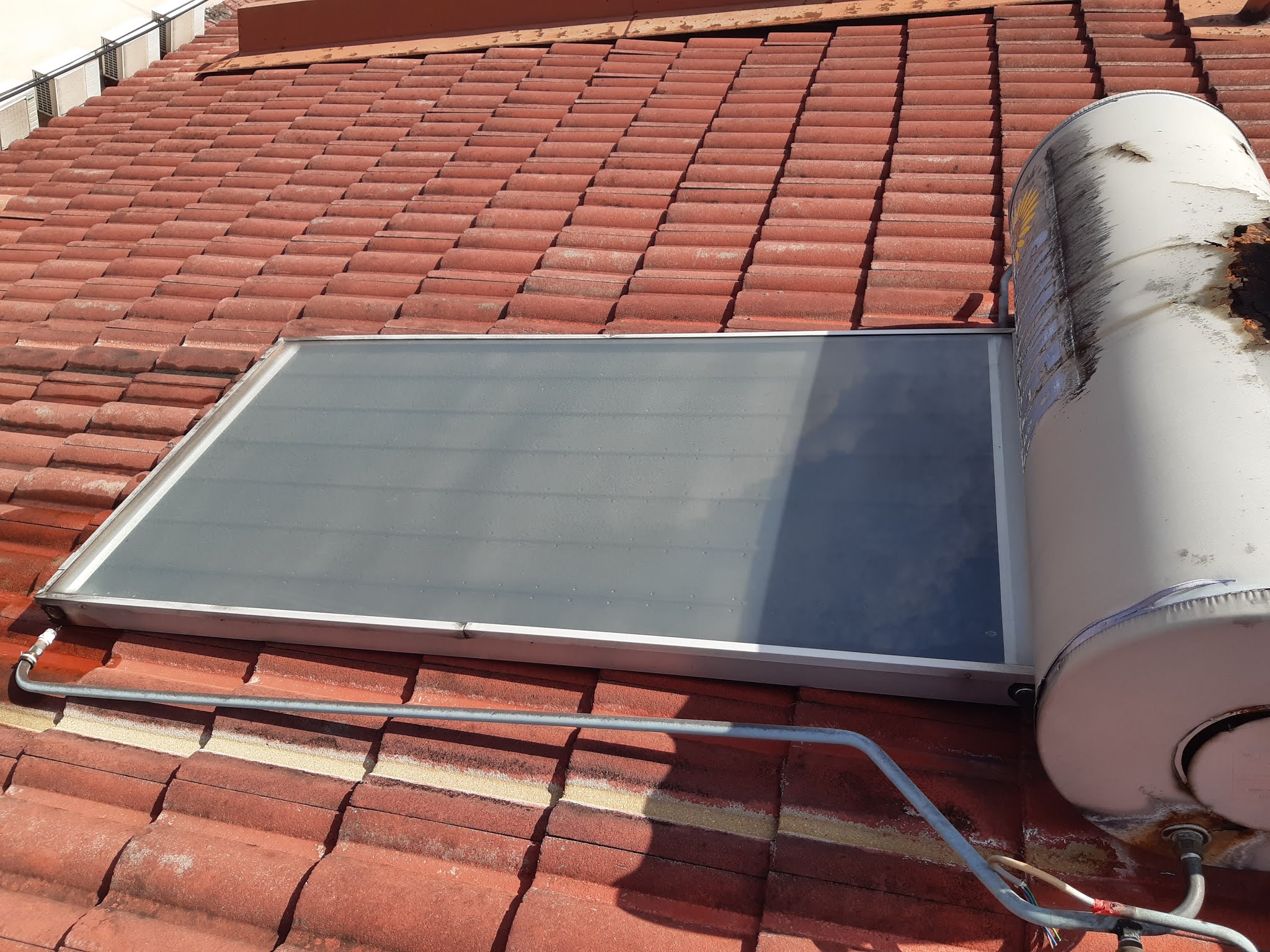 Why is my solar hot water not working?