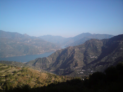 Magnificient views on the way to Uttarkashi from Rishikesh