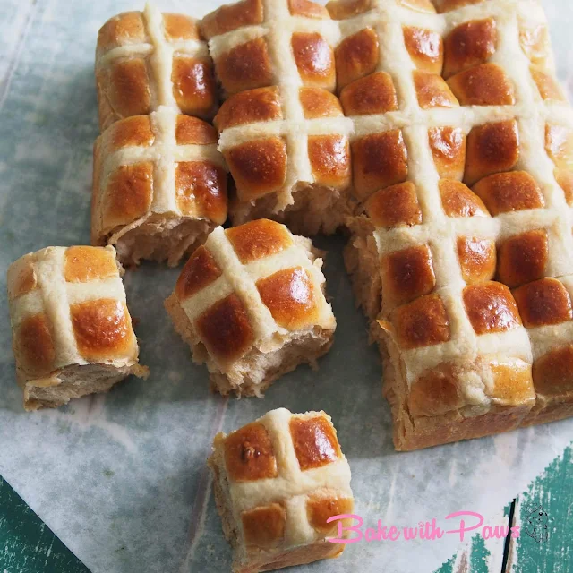 Sourdough Hot Cross Buns