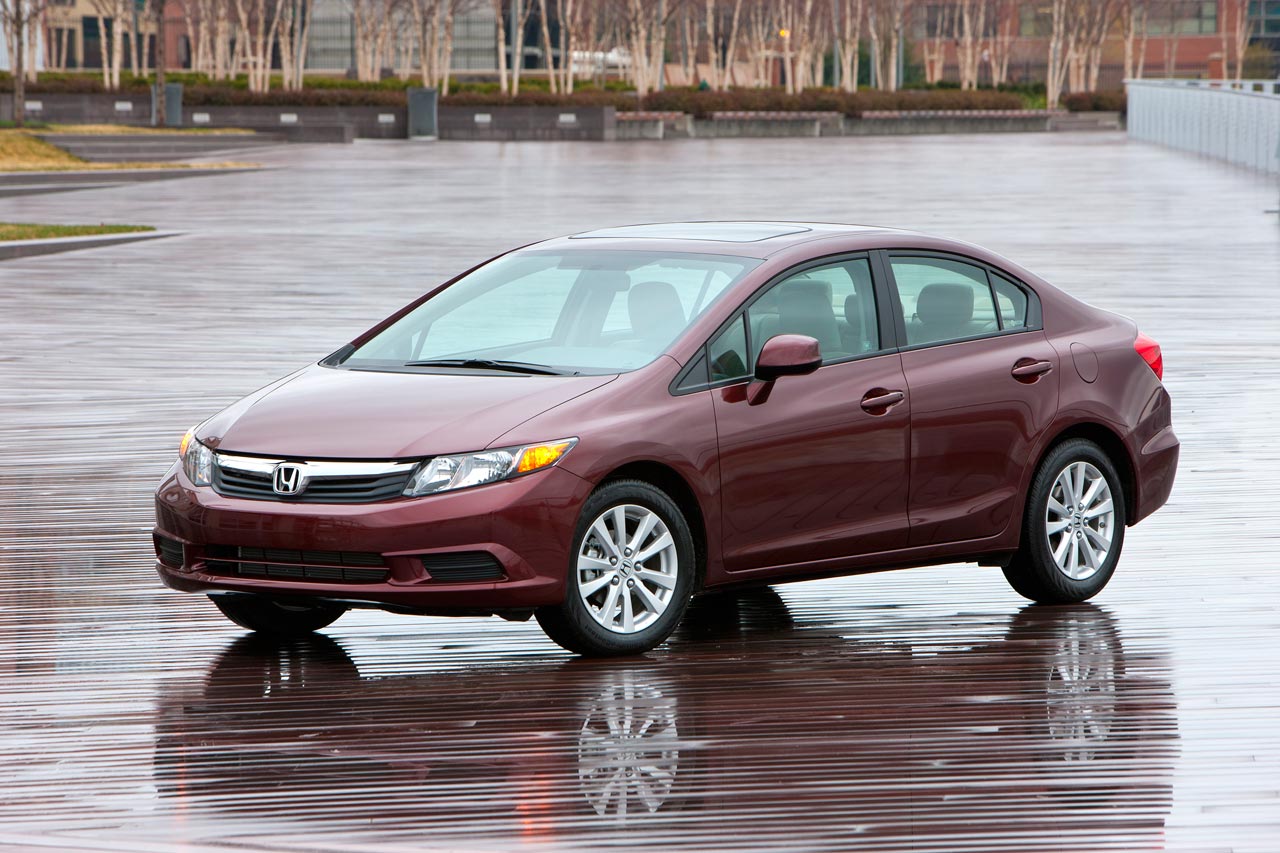 Looks Like a Car: 2012 Honda Civic Si present modernized in New York