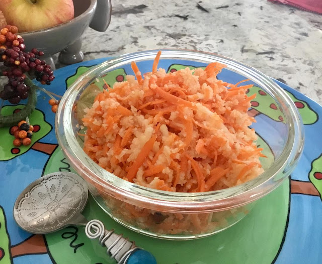 carrot and apple coleslaw www.realfoodblogger.com