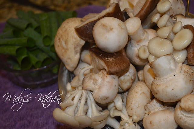 Mixed Mushrooms with Oyster Sauce - Mely's kitchen