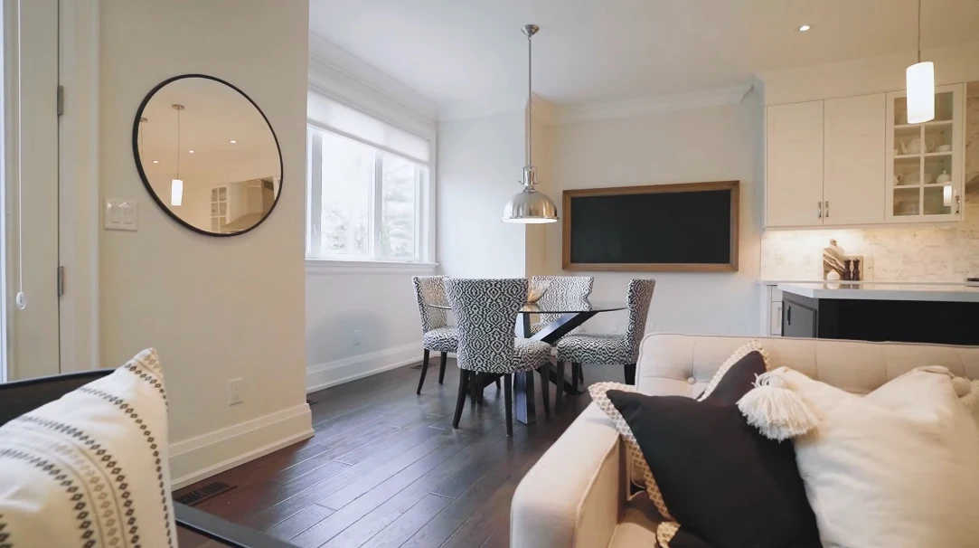 41 Photos vs. 26 Glenavy Ave, Toronto, ON Interior Design Luxury Home Tour