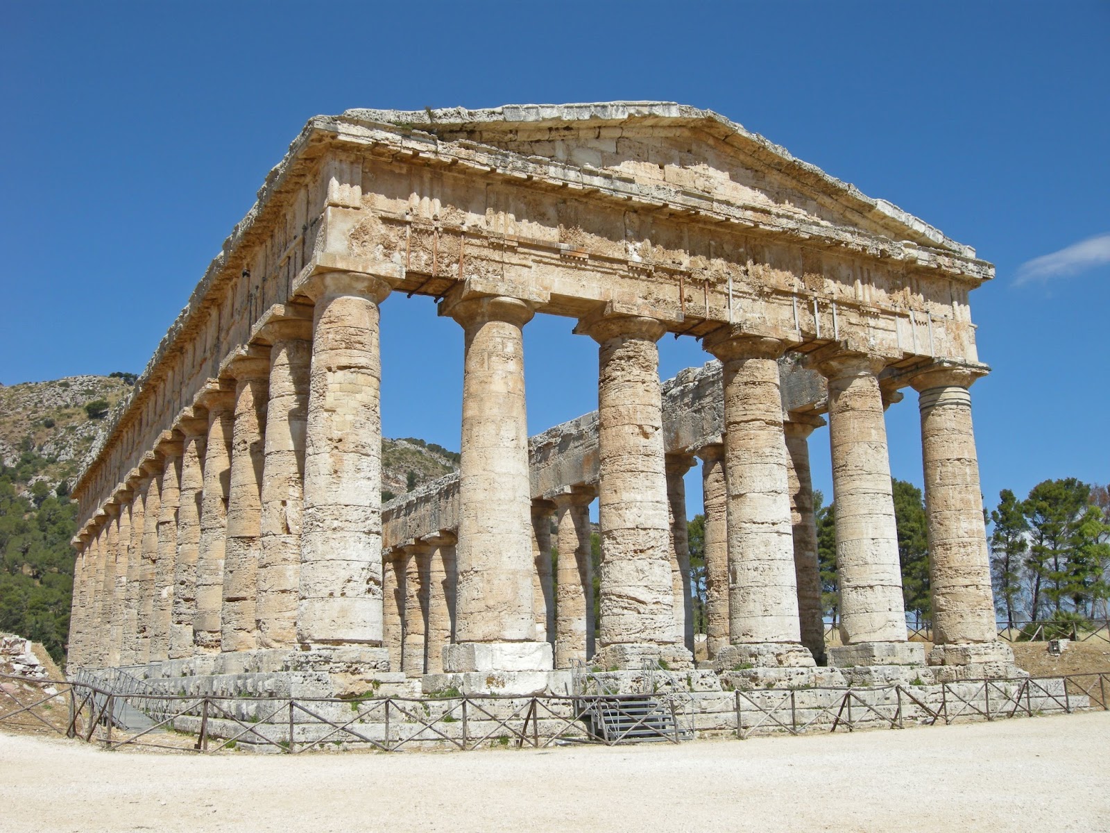 Segesta Segesta