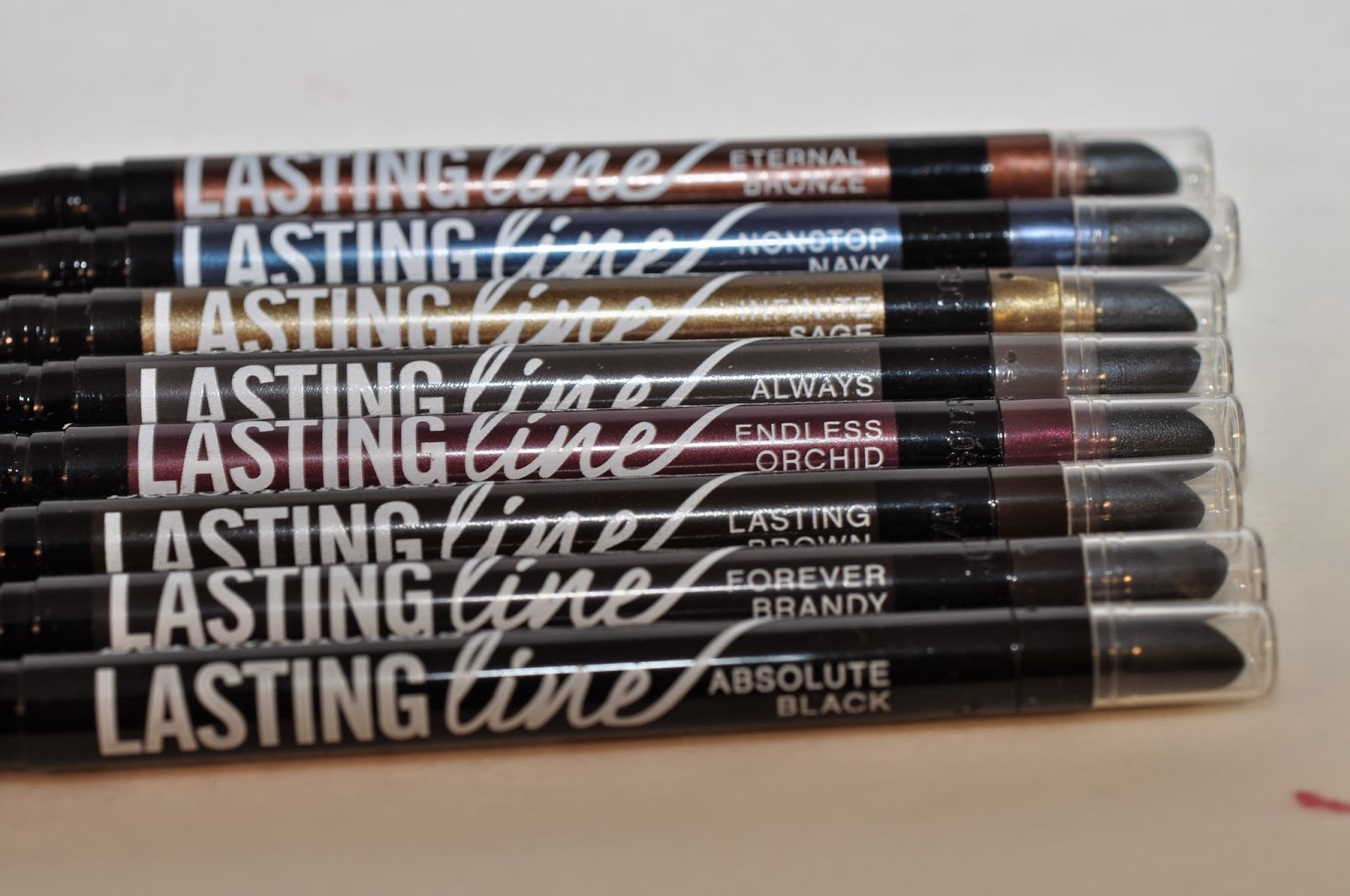 bareMinerals Lasting Line™ LongWearing Eyeliner Swatches, Review The