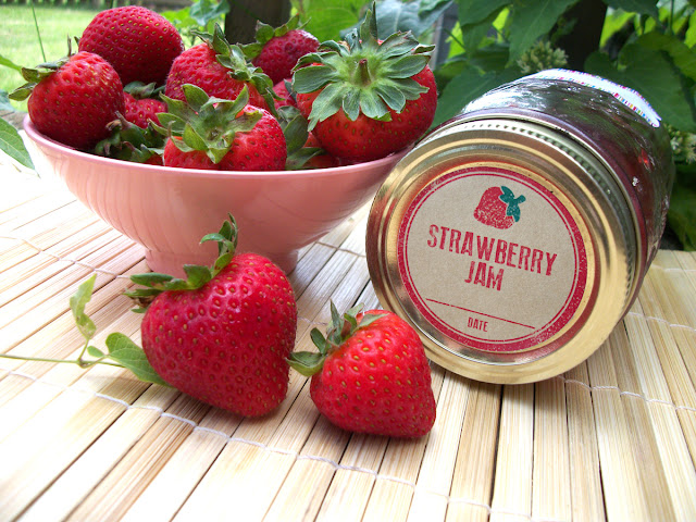 strawberry jam jar labels