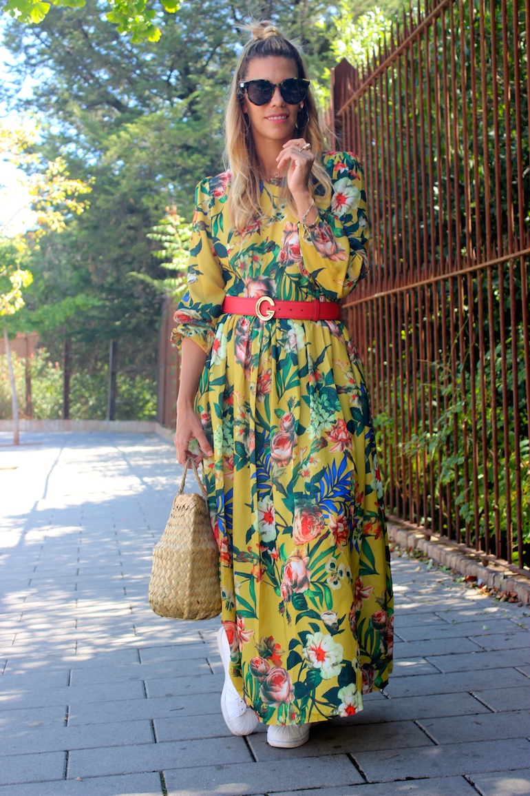 Miss trendy Barcelona: Vestido amarillo con flores