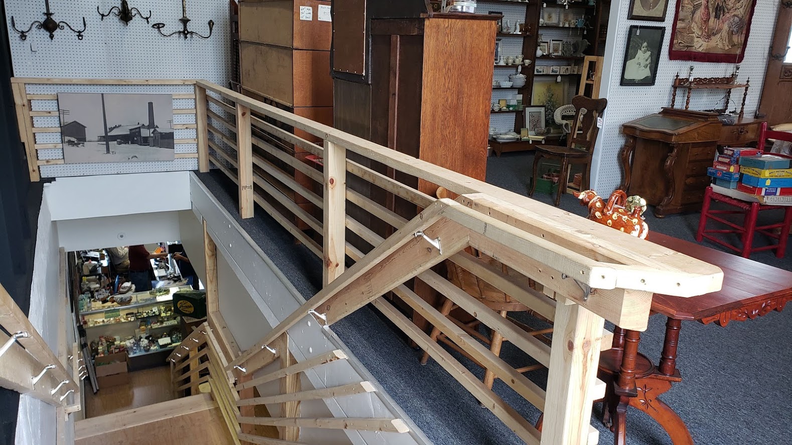 Kammy's Korner NOW OPEN! The Parma Antique Mall Upstairs!