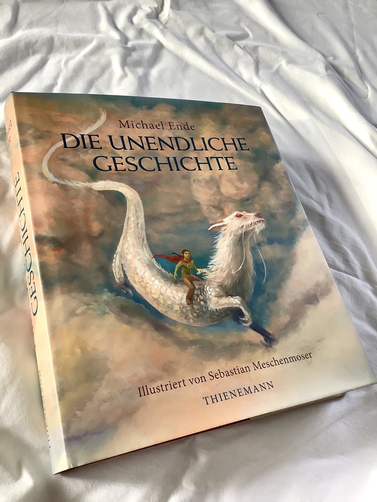 Die Bucherwelt Von Corniholmes Botschafter Phantasiens Die Unendliche Geschichte Von Michael Ende
