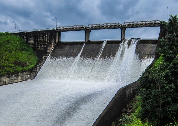 Fungsi Air Dalam Pembangkit Listrik Tenaga Air Plta Fisika