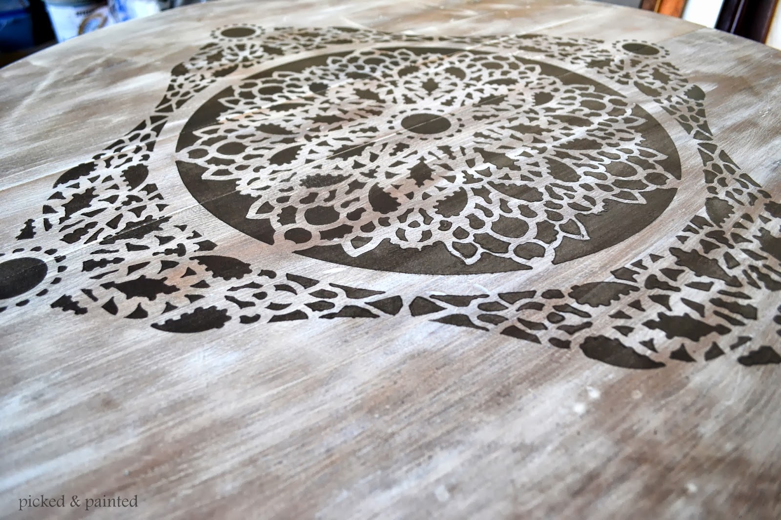 Helen Nichole Designs Stenciled Sweetheart Table