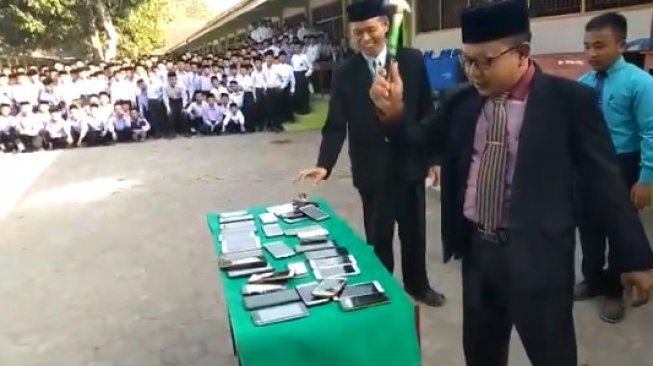 Obat Kecanduan Internet Motode Pesantren Dan Kamp Di Korea Selatan