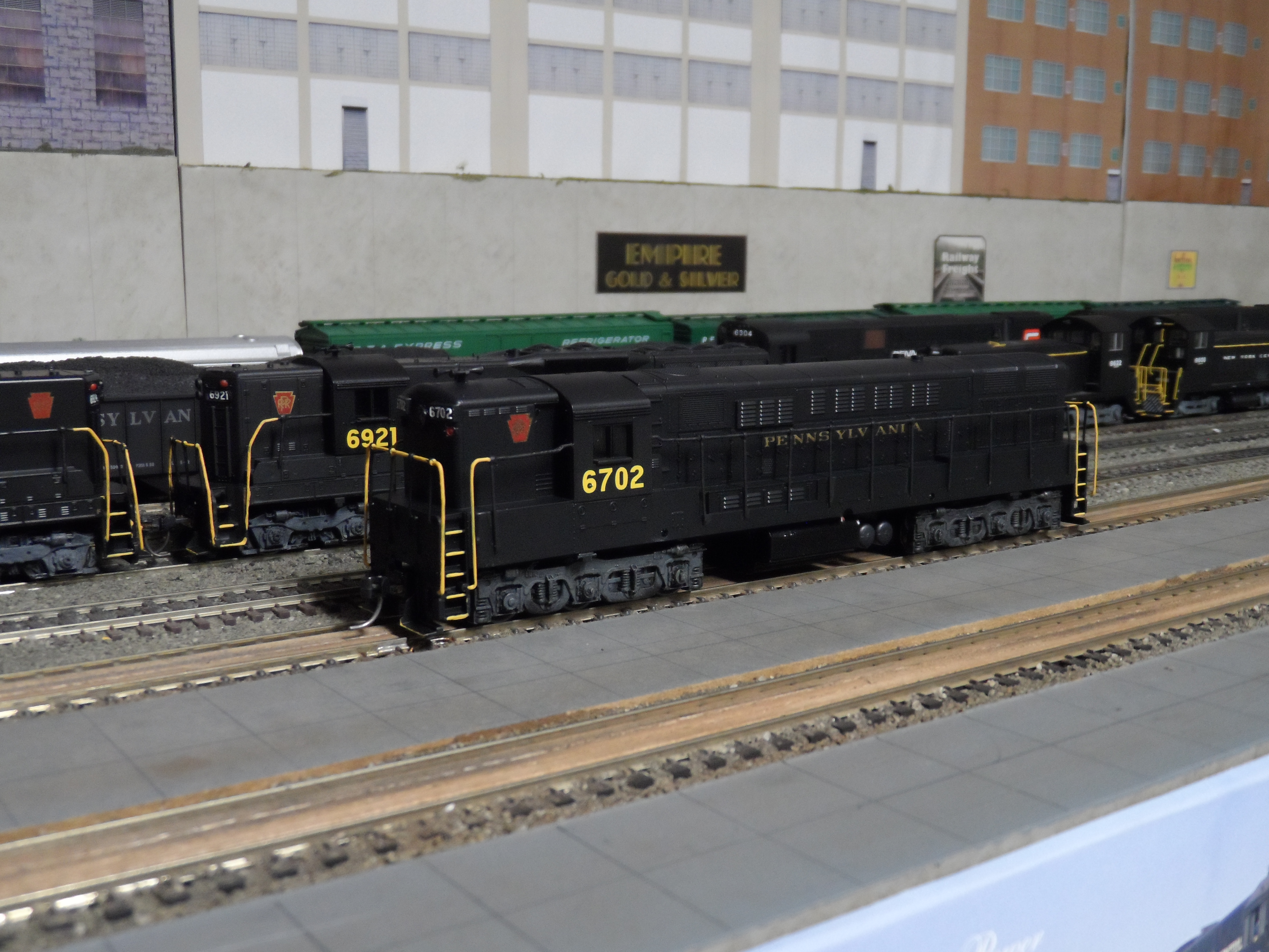 New York Central Train Layout: Preparing NYC and PRR Locomotives For ...