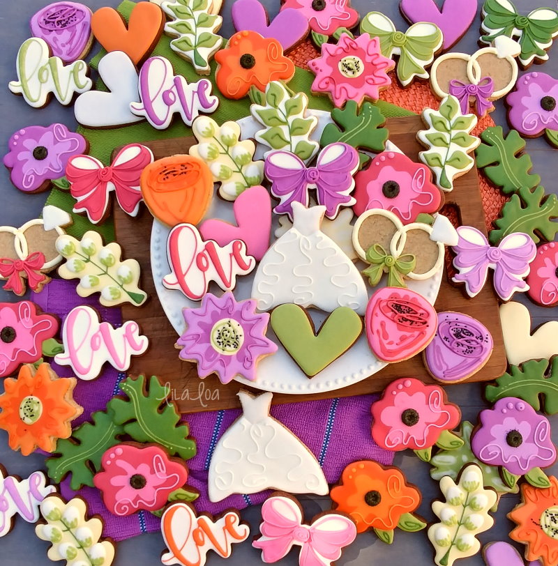 PAINTED FLOWER COOKIES -- Beautiful, easy decorated cookies.